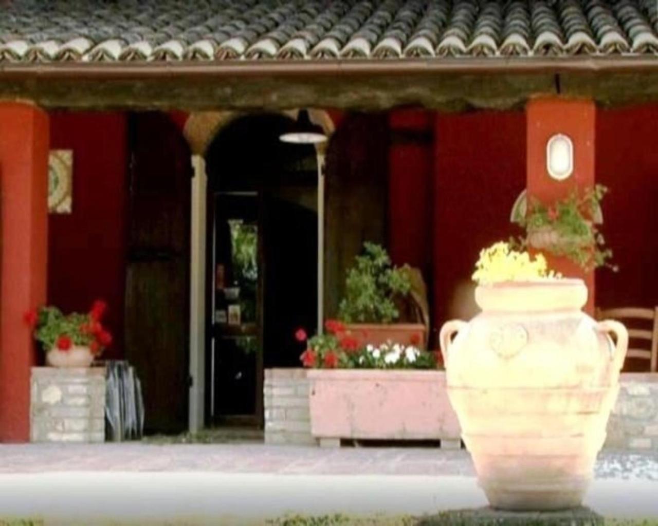 Il Poggio Dei Pettirossi Guest House Bevagna Exterior photo